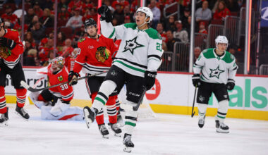 Space Oddity: Stars 4, Blackhawks 0