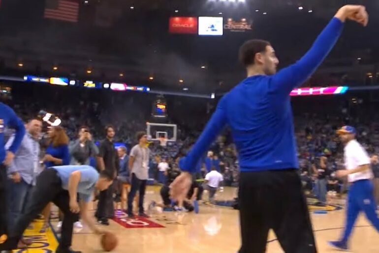 Steph Can't Believe Klay Would Interrupt His Pregame Routine 😂