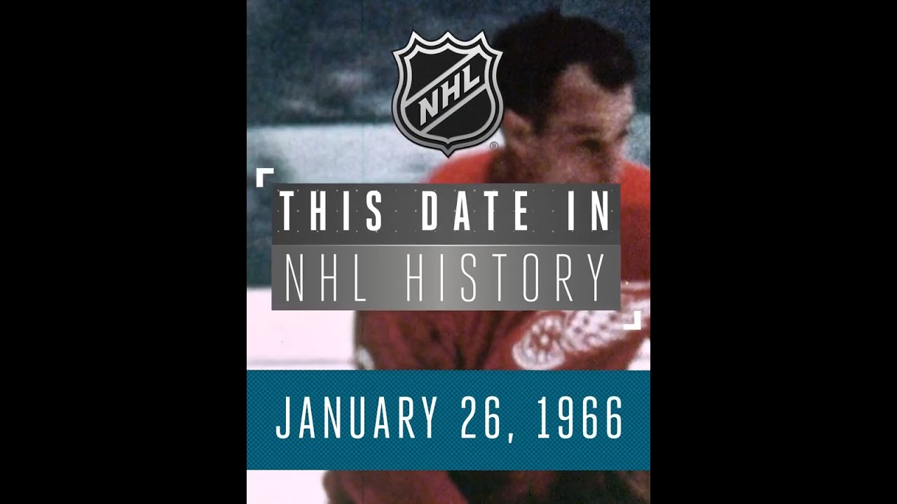 Howe's 1,300th game | This Date in History #shorts