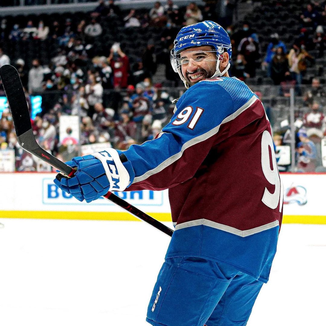 Swipe to see who Naz is smiling at #GoAvsGo...