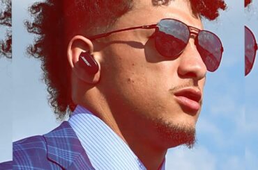 Don't let him get in his zone.  @patrickmahomes | @bose...