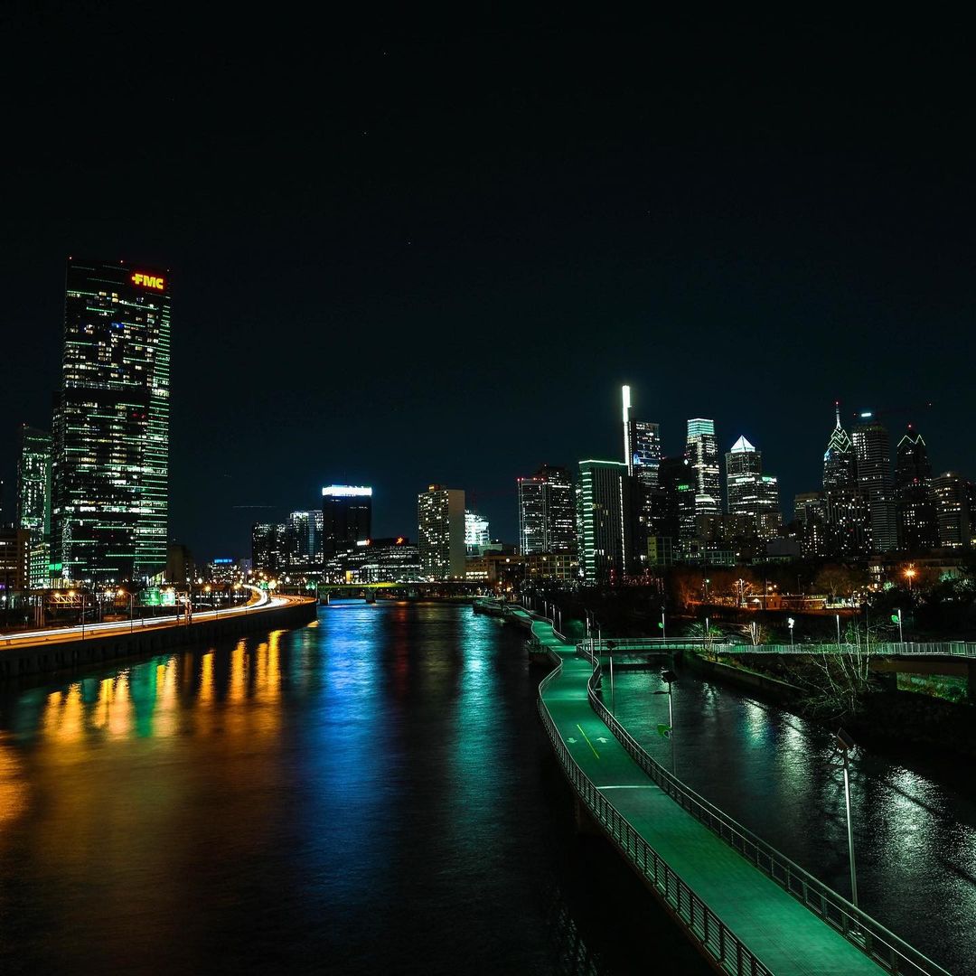 Painting the town green

#FlyEaglesFly...