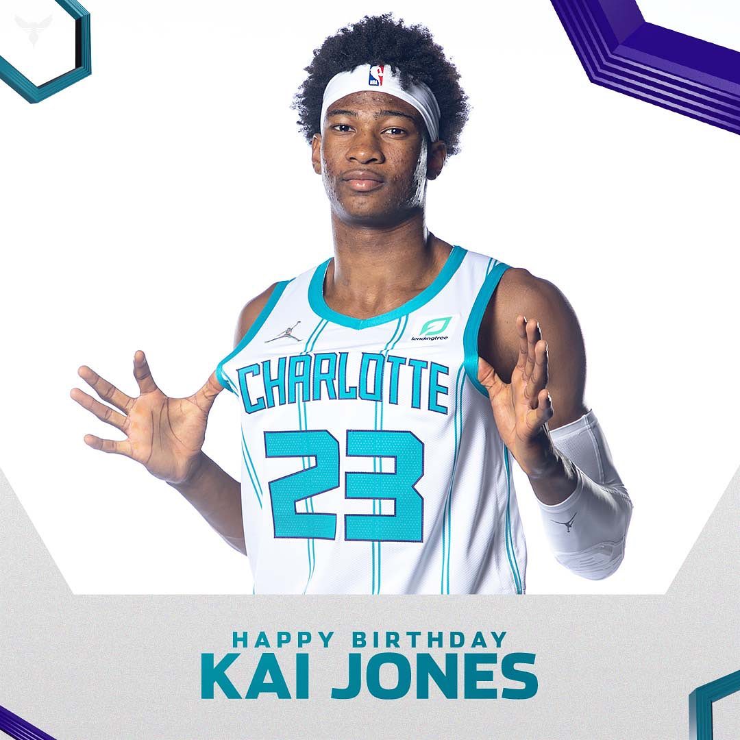 The big 2⃣1⃣ for 2⃣3⃣!

Buzz City, help us wish @kai...