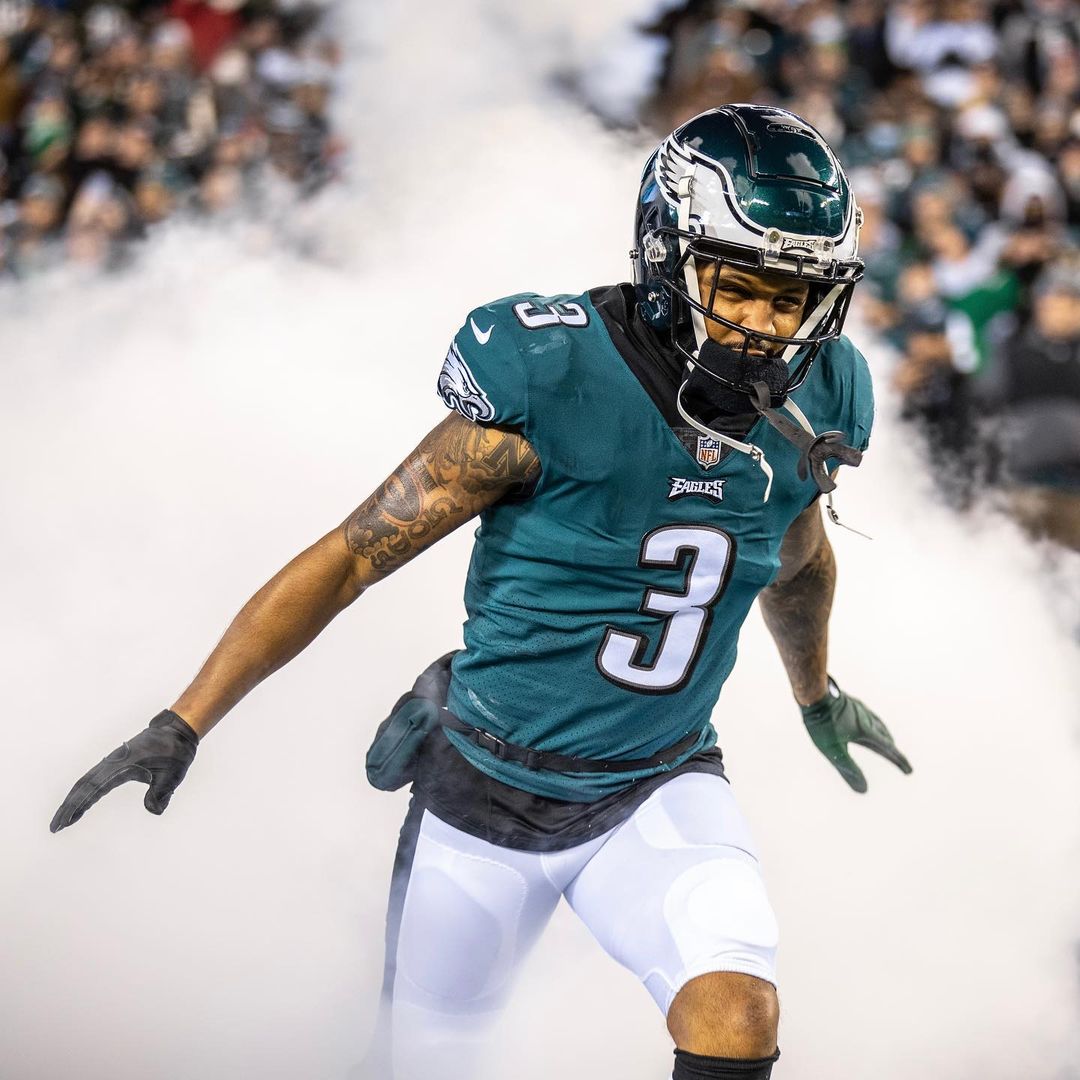 Happy birthday, @stevennelson20!

#FlyEaglesFly...