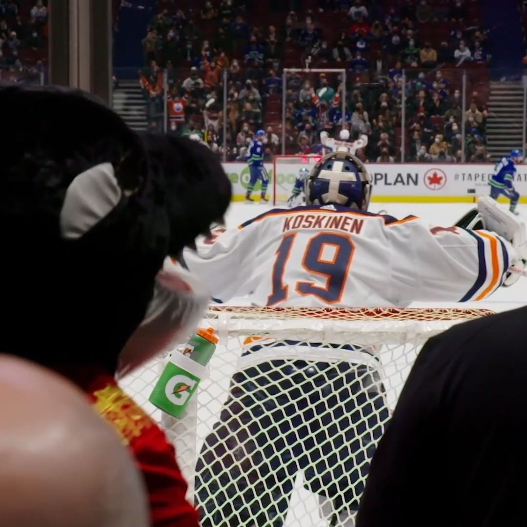 Come for the OT goal, stay for Finn the mascot's reaction. #LetsGoOilers...
