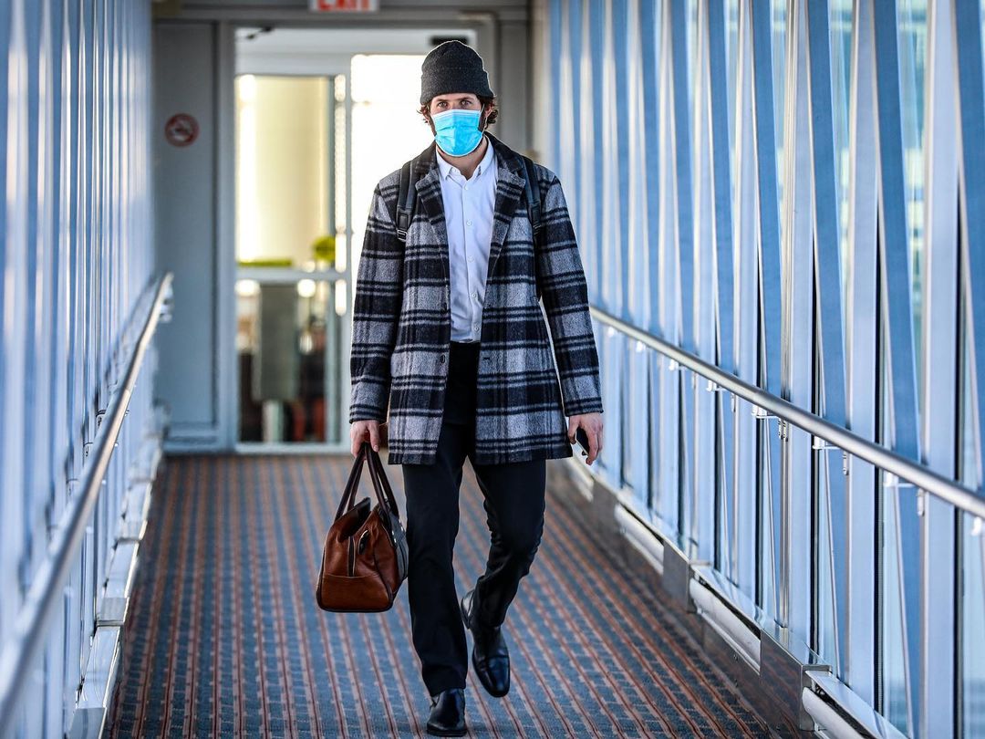 More than one kind of runway at the airport 

#GoJetsGo...