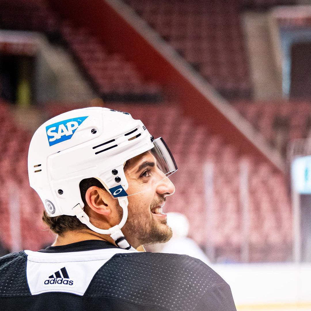 Hoping to see this (new) smile back on the ice soon! #MarioMonday...