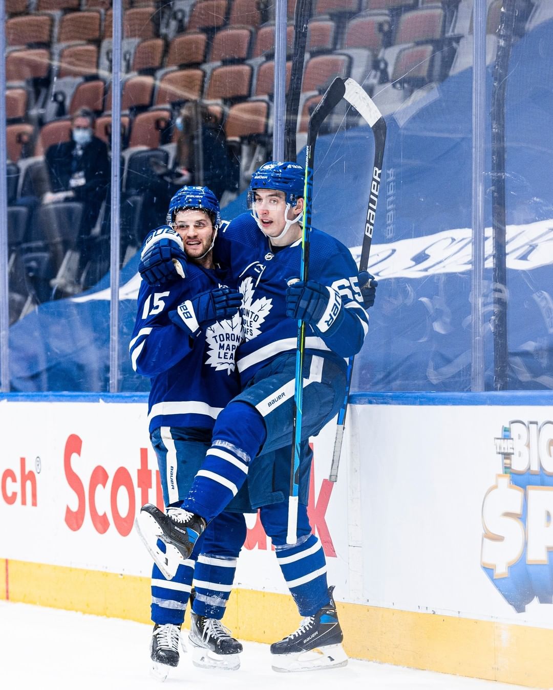 HOW BOUT THEM BUDS!! ...