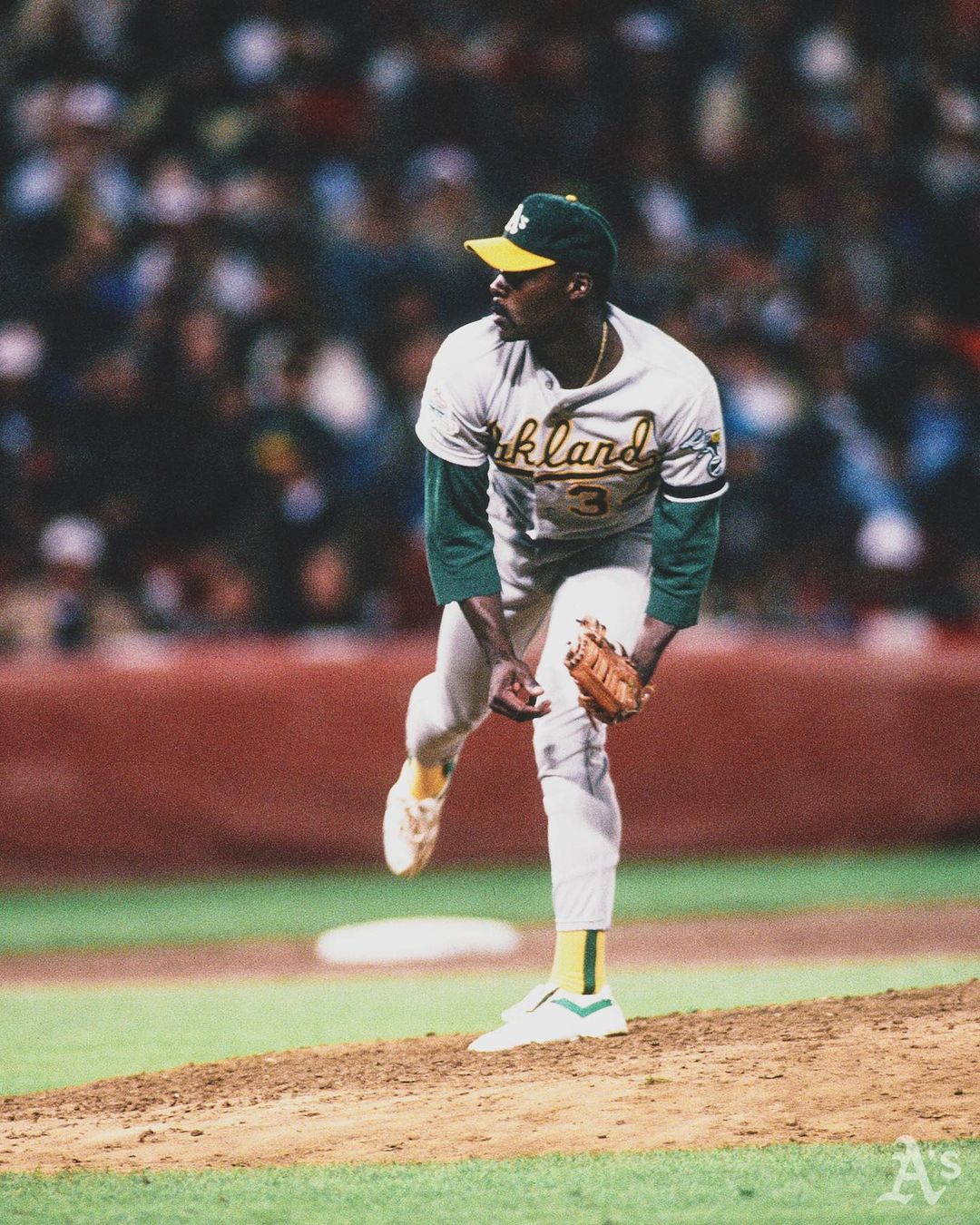 Athletics Hall of Famer Dave Stewart was the last Oakland A's player to win the ...