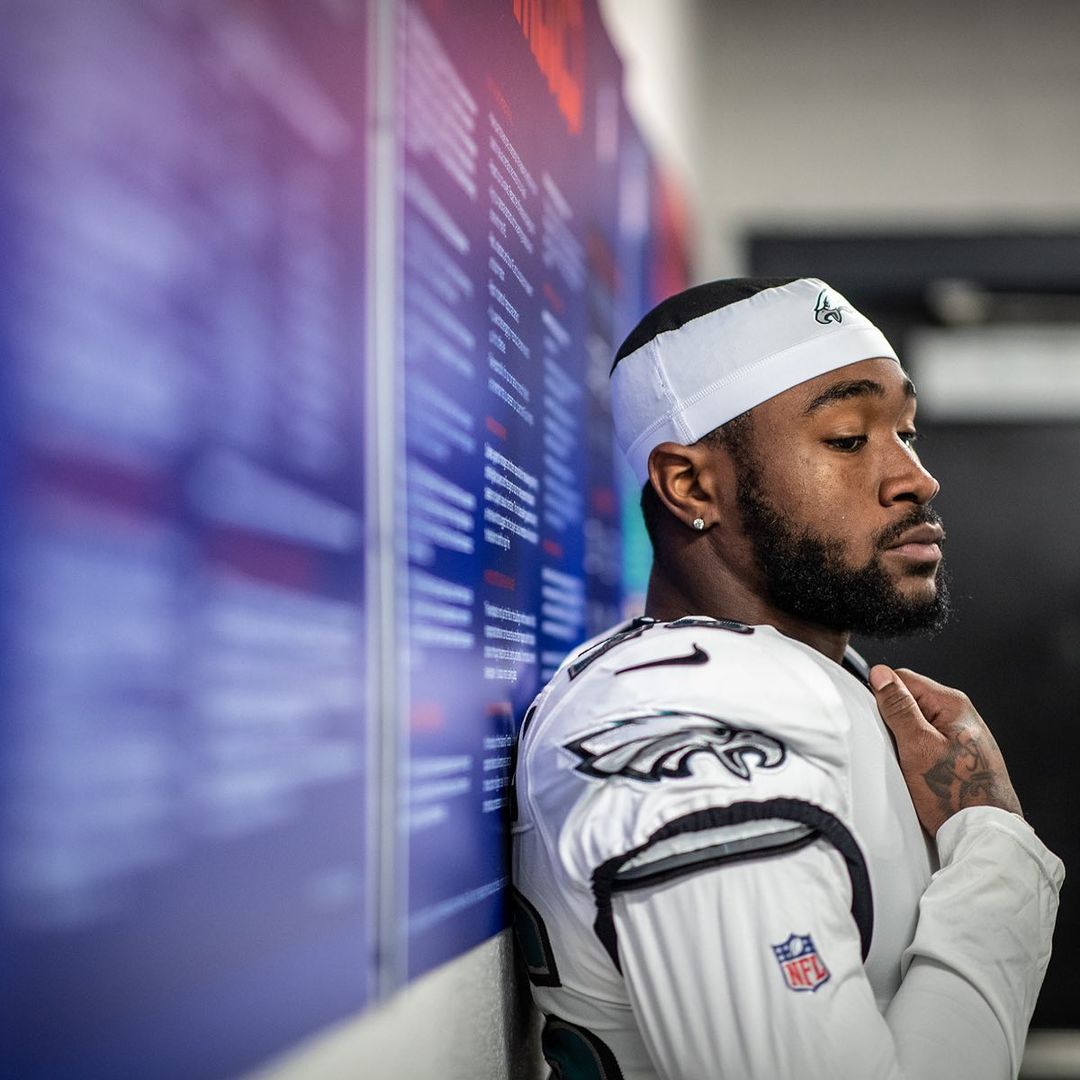 Stay focused 

#FlyEaglesFly...