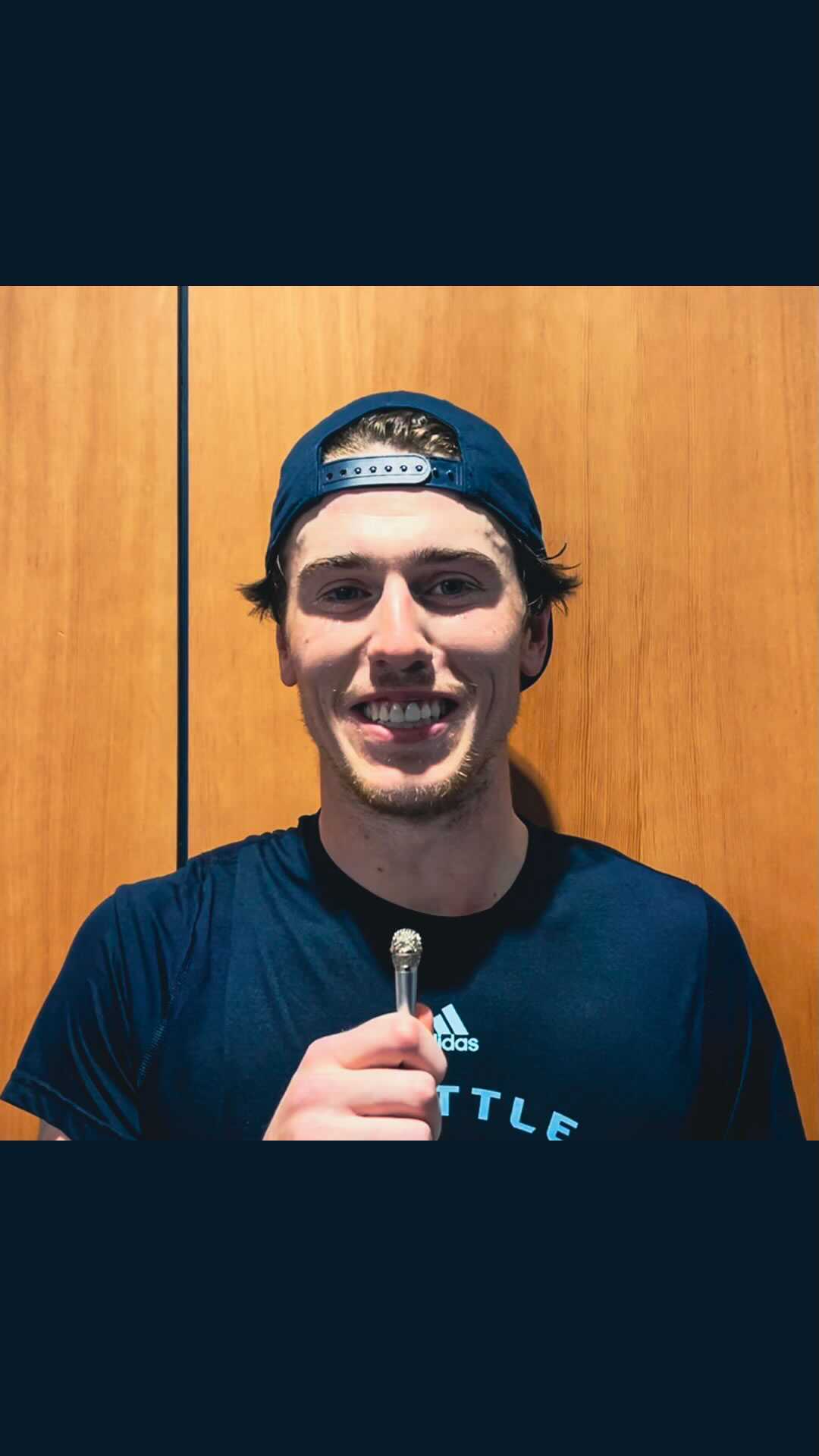 Ahead of the @teamusa vs. @teamcanada women’s hockey gold medal game, #SeaKraken...