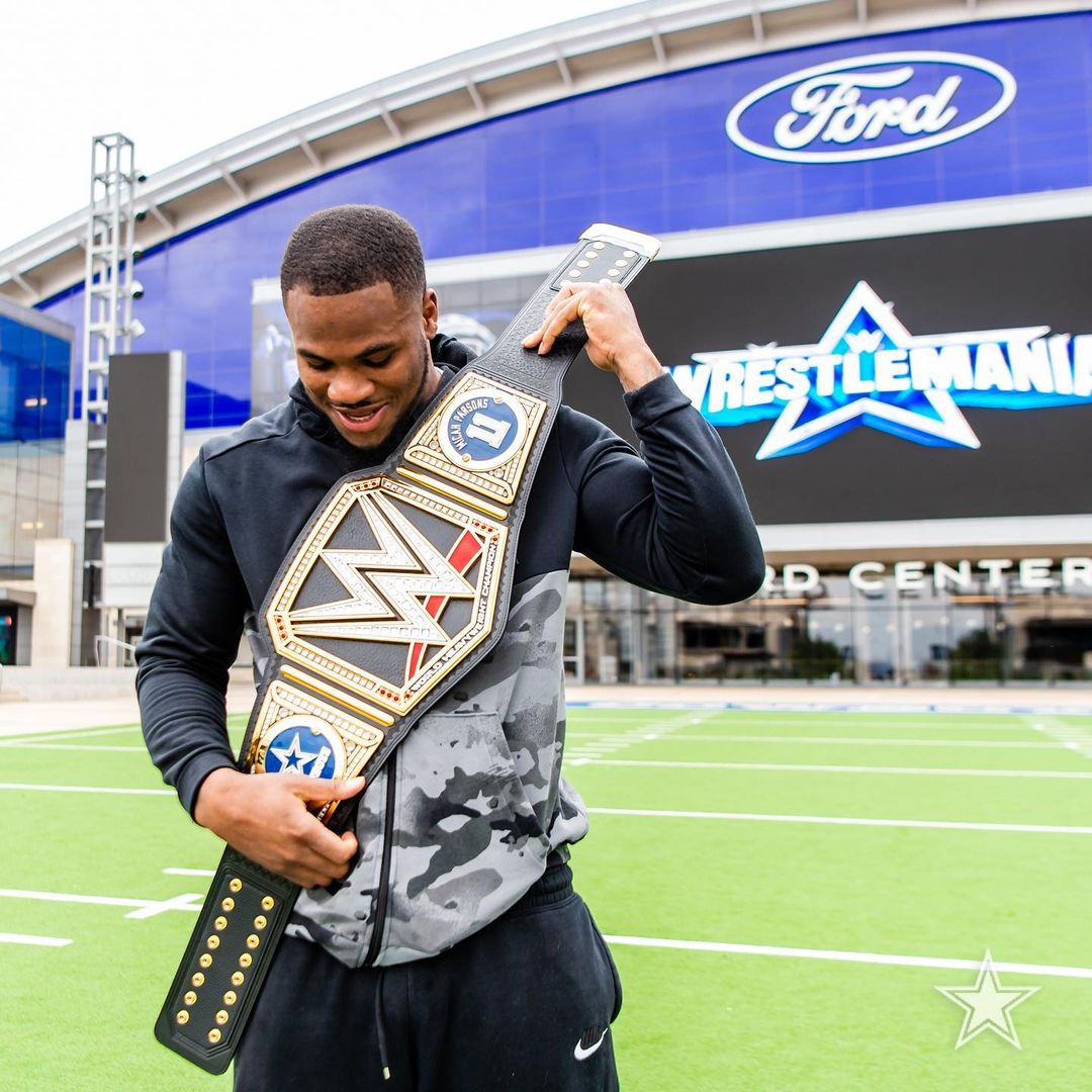 Shout-out to @wwe for @_micahparsons11’s custom #DROY hardware! #WrestleMania...