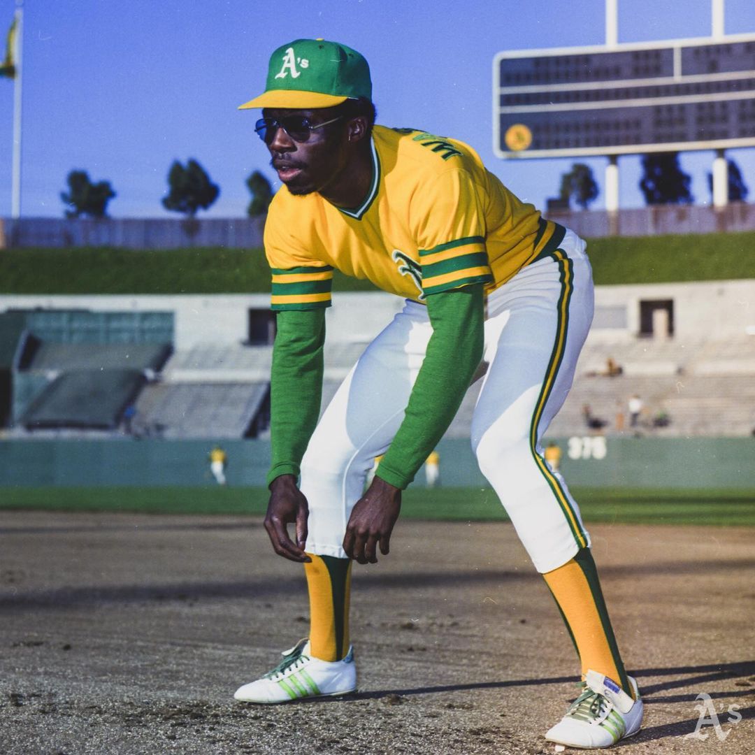 Herb Washington was a pinch runner for the Oakland A's in 1974 and 1975. #BlackH...