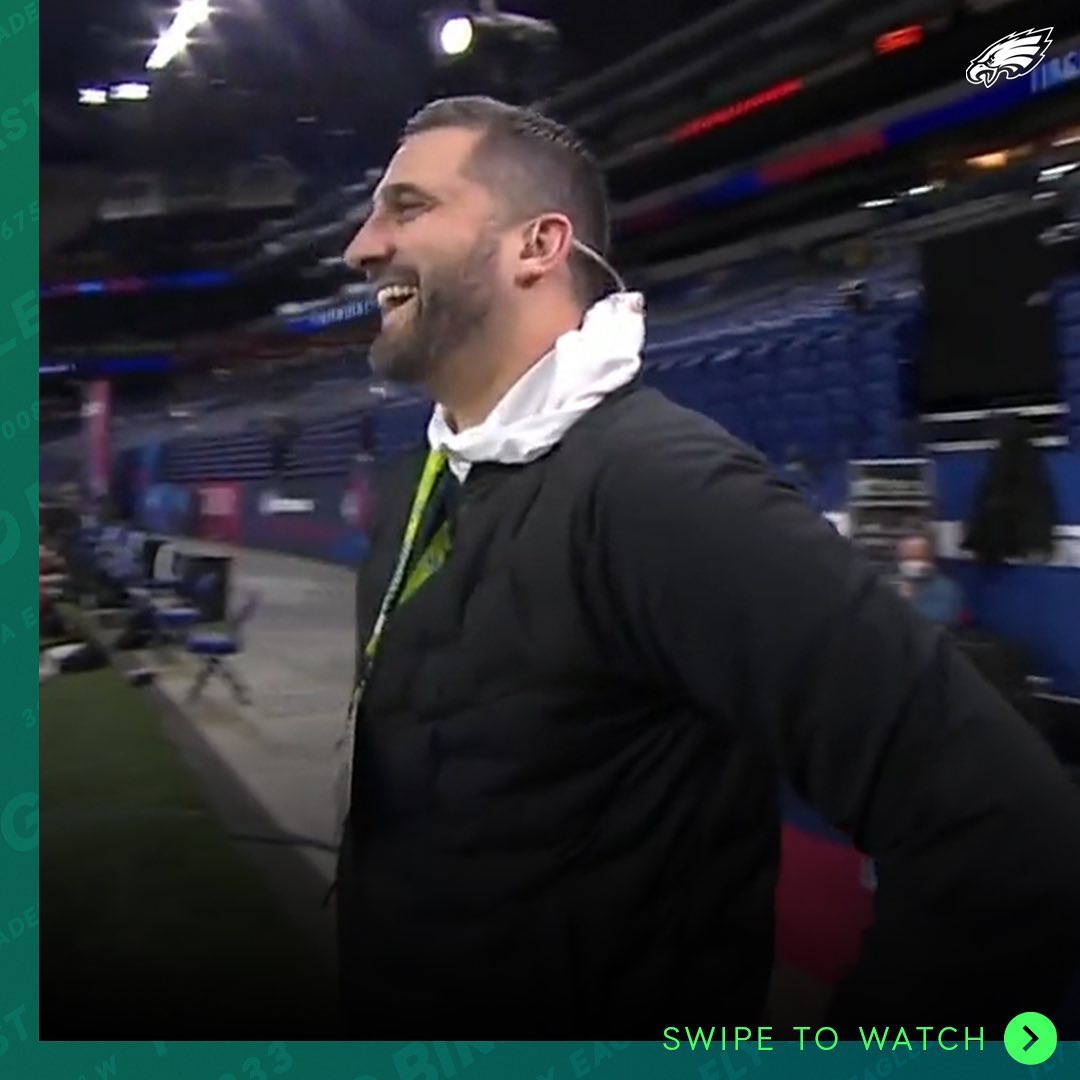 Coach Sirianni = pure mini hooper

#FlyEaglesFly 

: @kimmichex 
: #NFLCombine o...