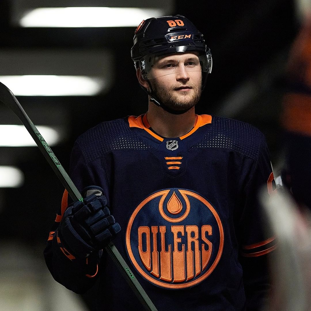 Signing Niemo  The #Oilers have agreed to terms with defenceman Markus Niemelain...