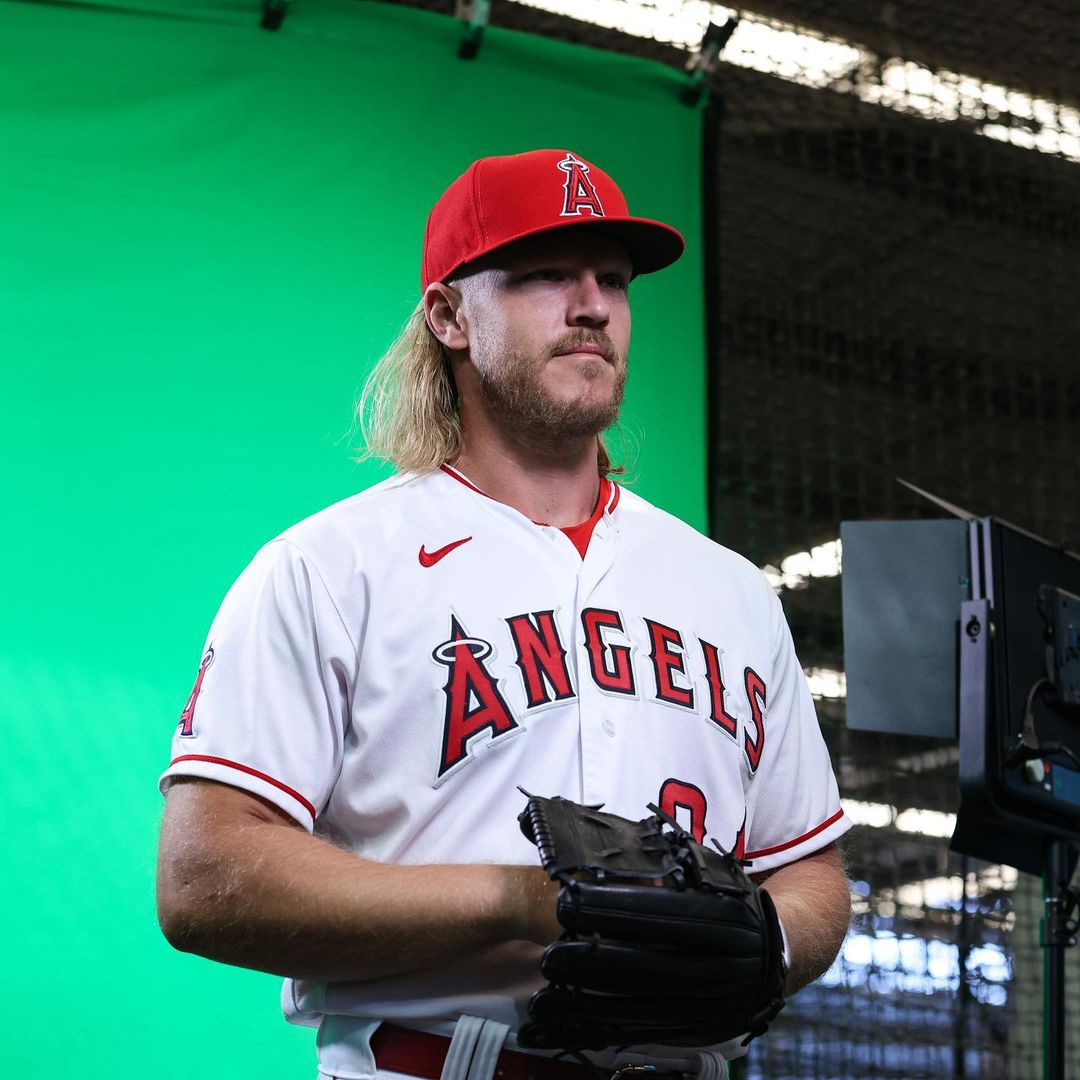 take a picture, it’ll last longer  #LAASpring | Photo Day ‘22...