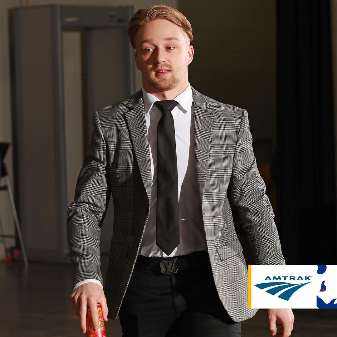 Show offs!

#LetsGoBuffalo...