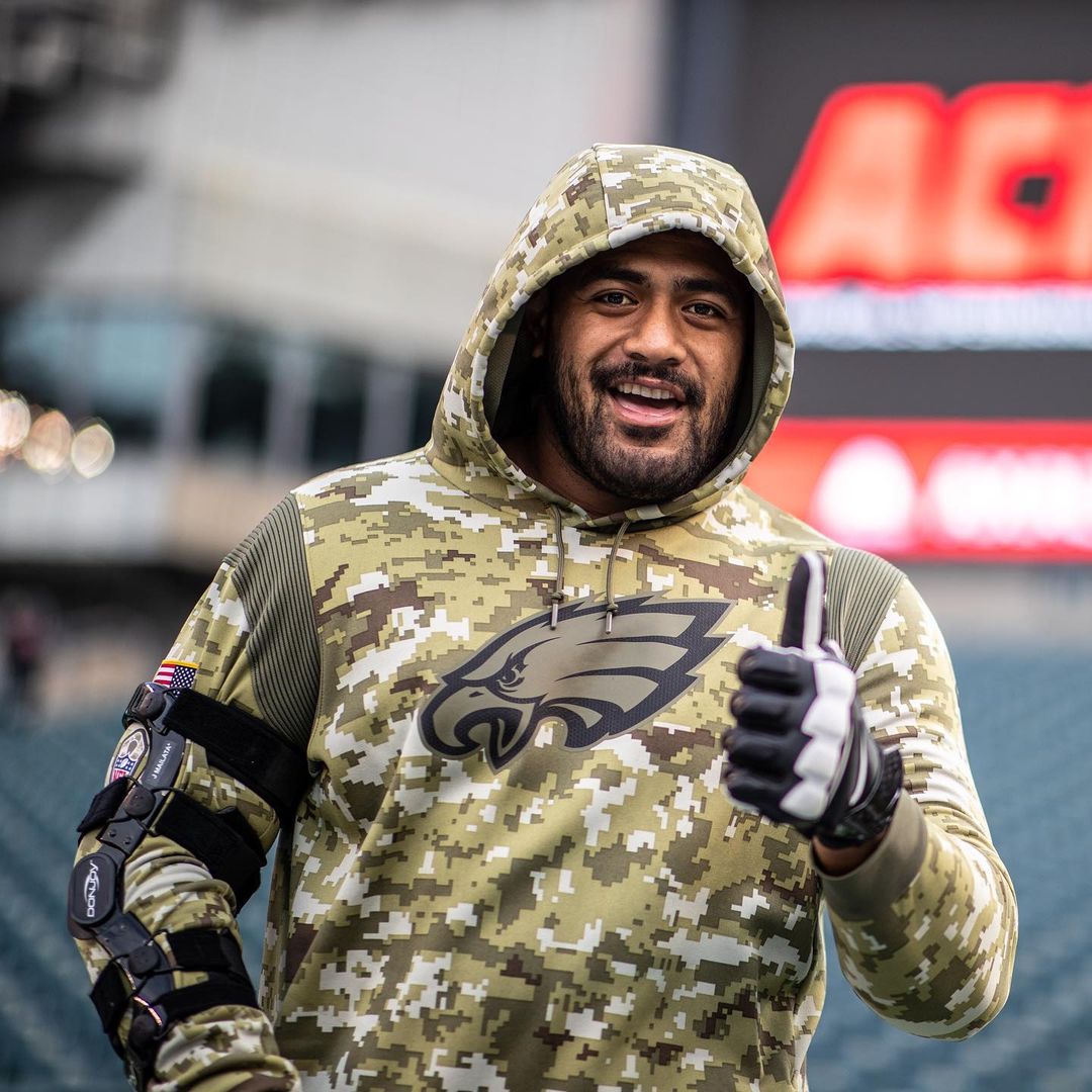 Happy birthday, @jordanmailata! 

#FlyEaglesFly...