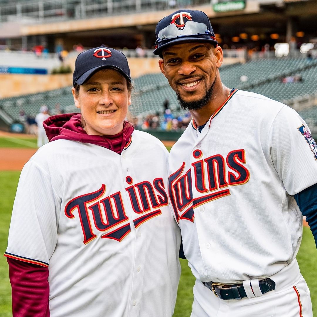 Congrats @lindsaywhalen on being named to the Basketball Hall of Fame! ...