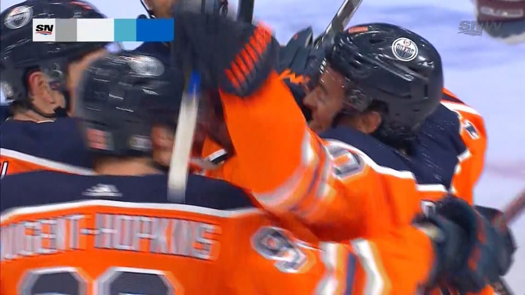 It took 45 minutes but this game HAS A GOAL. A FOEGOAL. #LetsGoOilers...