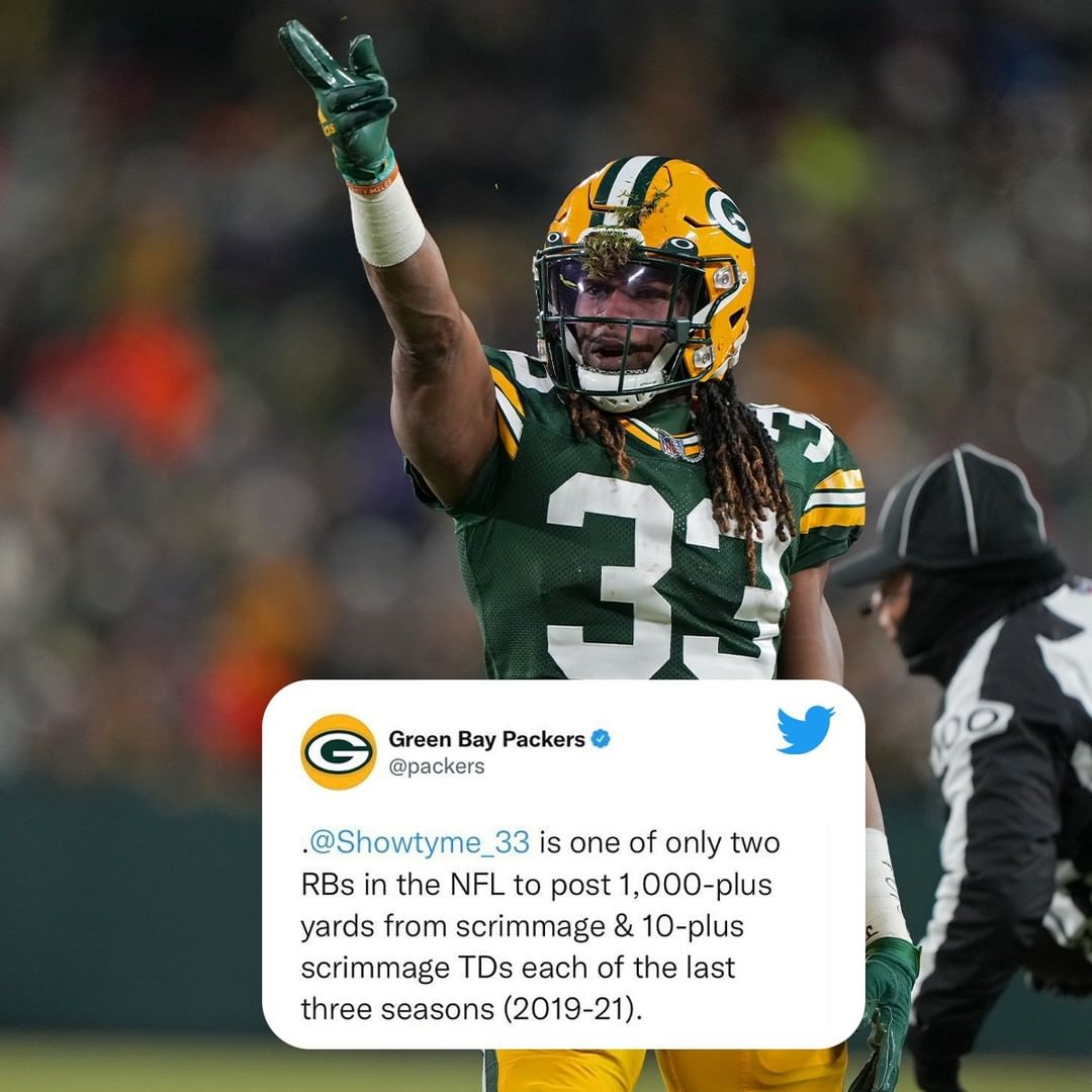 @showtyme_33 has lived up to his name. 

: @toddrphoto/nfl...