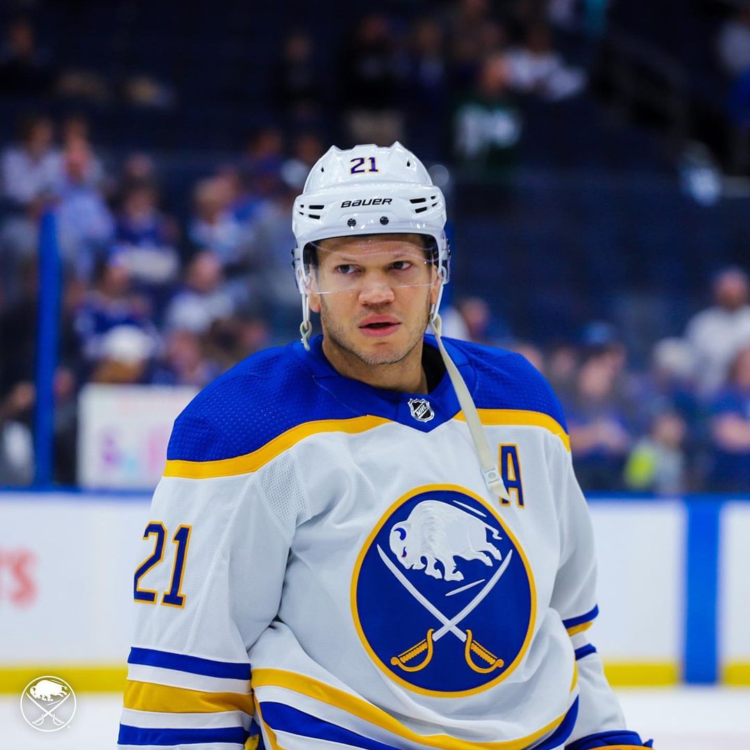 One last time from FLA. 

#LetsGoBuffalo...