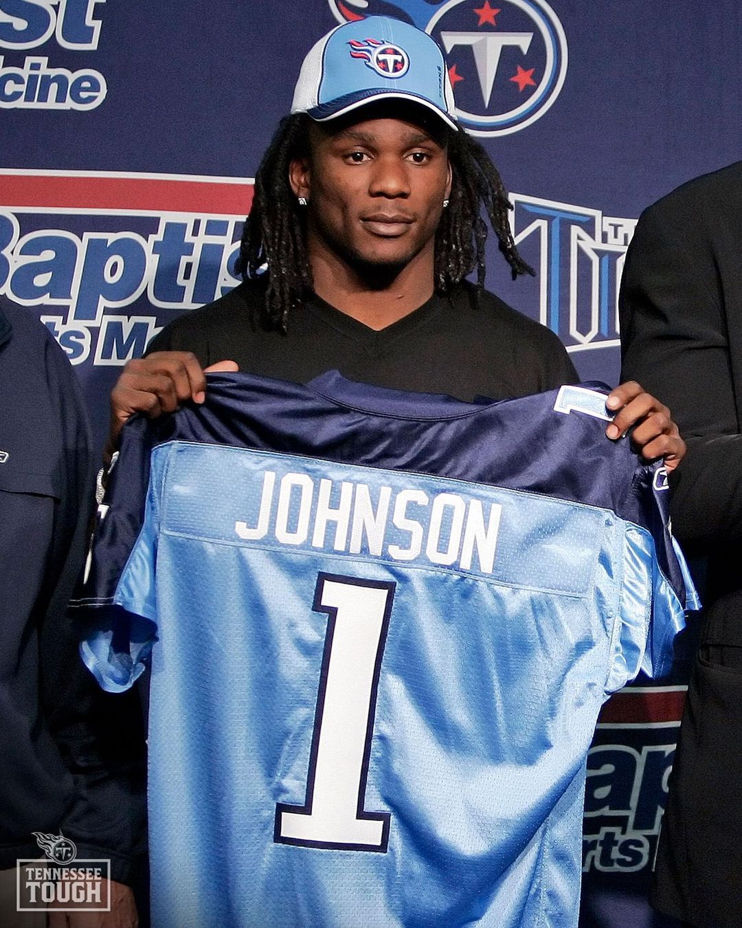 #OTD in 2008, Titans select @ecupiratesfb RB @chrisjohnsontwo8 with the first pi...