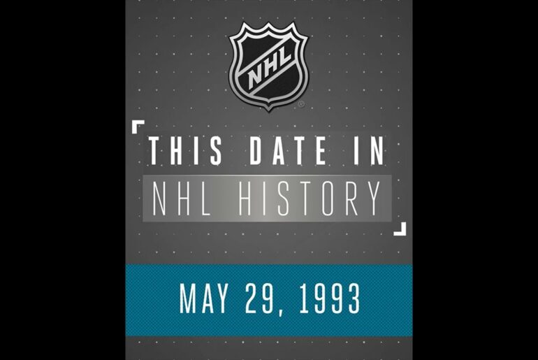 Gretzky's 8th playoff hatty | This Date in History #shorts