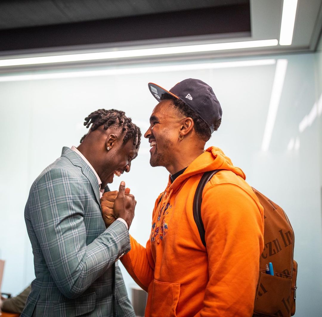 1 x 11 

#FlyEaglesFly...