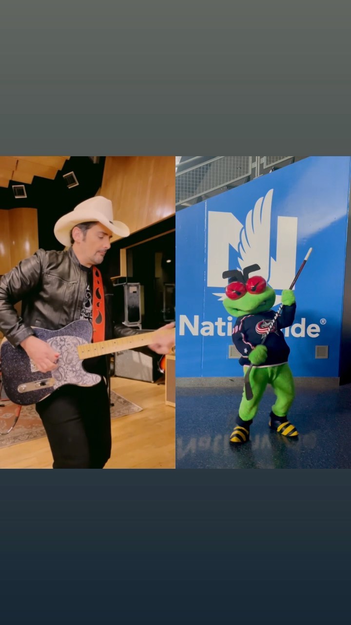 Hey @bradpaisley, got room for another guitarist in the band? @stingercbj loves ...