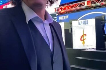 The future is bright.  Signing off from Chicago, @andersonvarejao...