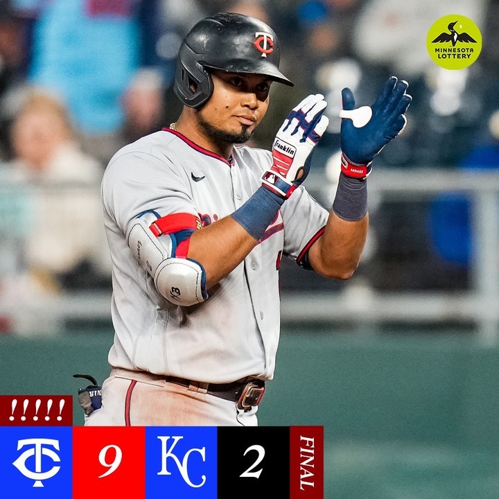 Pair of walks, pair of RBI singles for @arraezluis. And we have a pair of wins i...