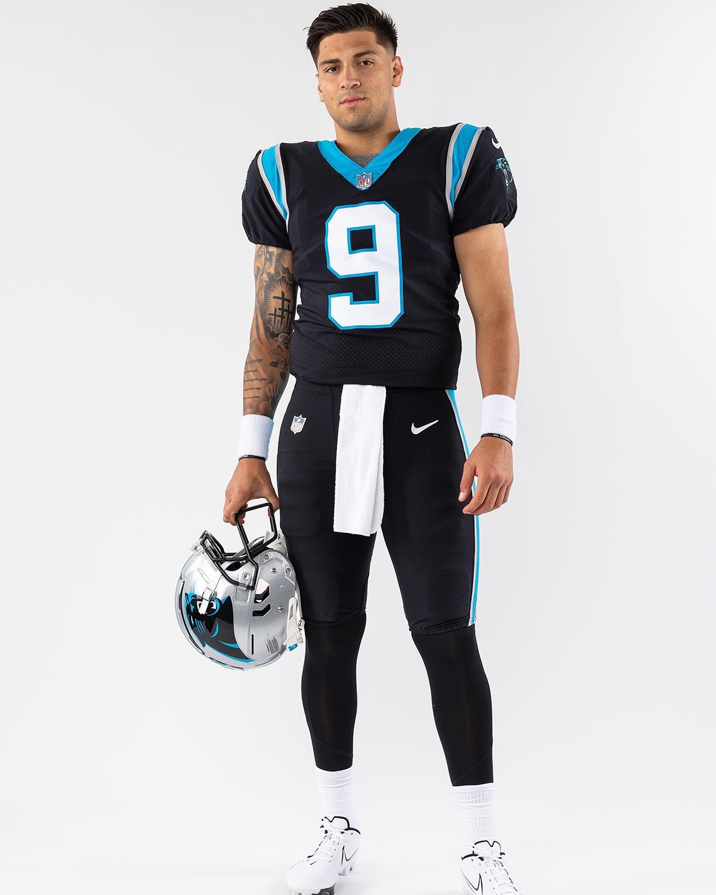 Your first look at some of the top rookies of 2022 in full uniform 

: @rkangpho...