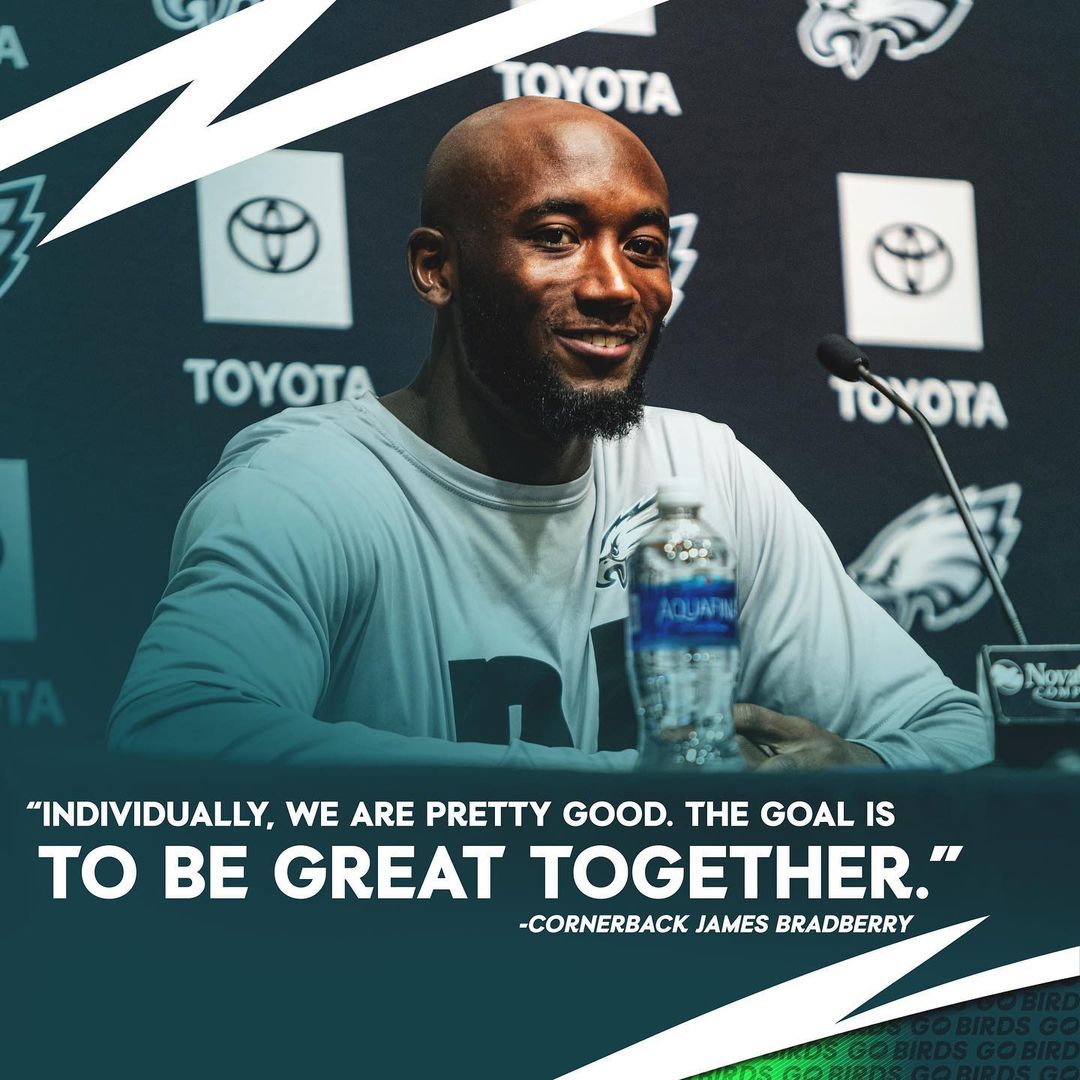 Strive for greatness.

@bigplayslay24 | @jamesbradberryiv 

#FlyEaglesFly...