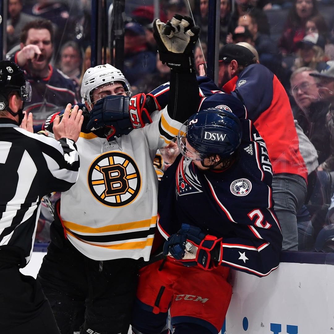 Peeker was a warrior this season. SWIPE for proof...