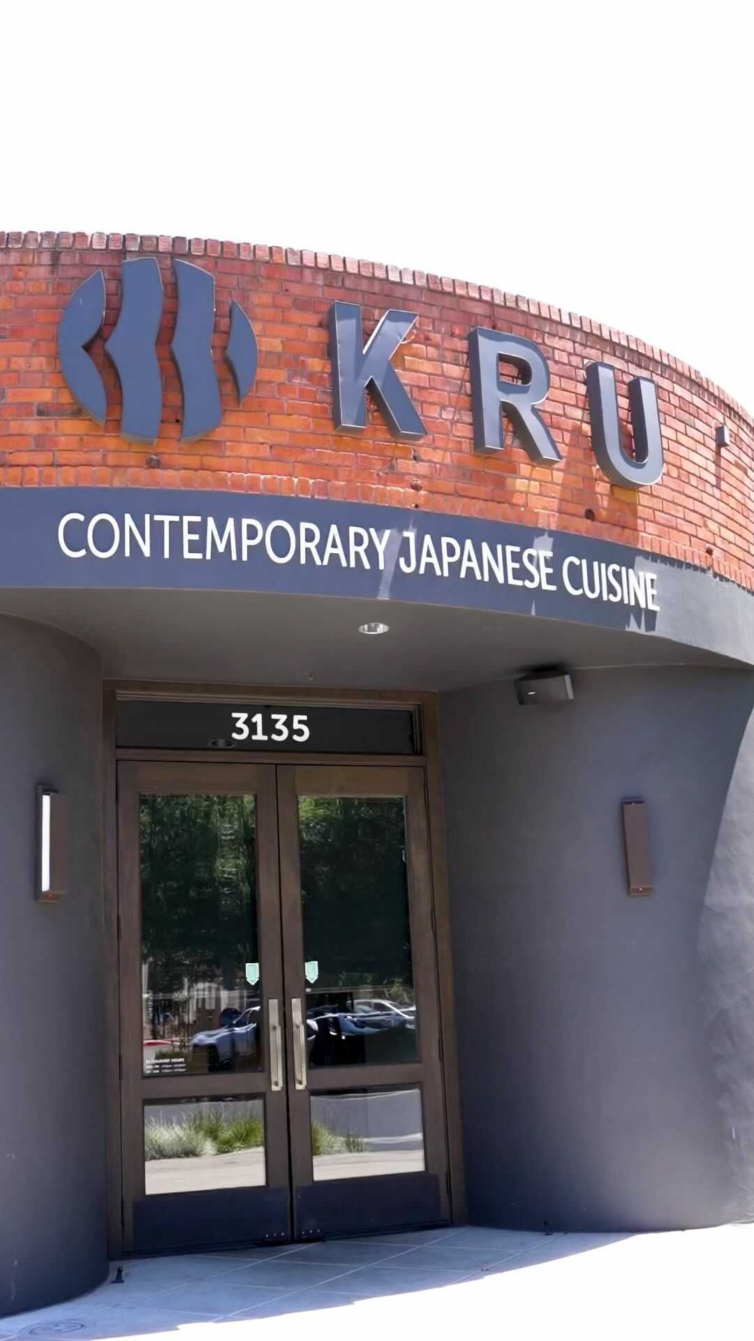 Bill Ngo, Chef & Owner of @krusacramento, shares his story of immigrating from H...