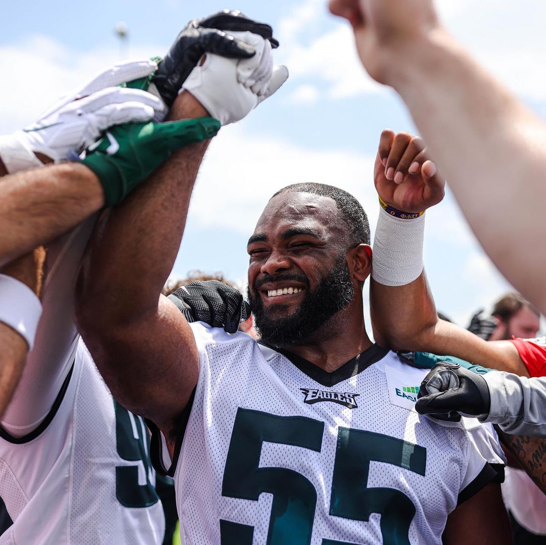 One team, one goal.  #FlyEaglesFly...