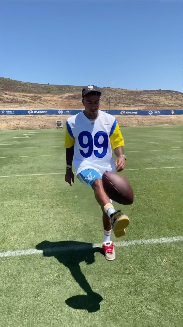 JLingz in the house! • Stopped by to visit the World Champs....