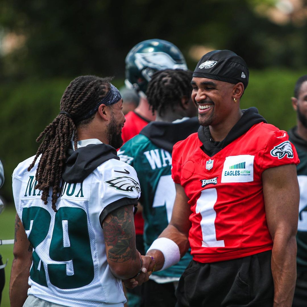 Friday mood 

#FlyEaglesFly...