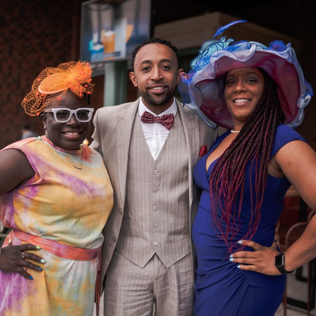 Good weather 
Delicious food & drinks 
Amazing outfits 
 
Check out some of our ...