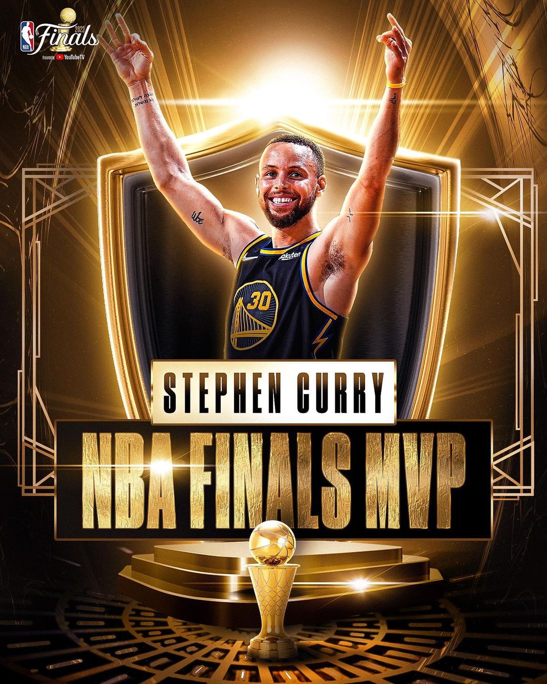 @stephencurry30 receives the Bill Russell Trophy as the 2022 #NBAFinals MVP! #NB...