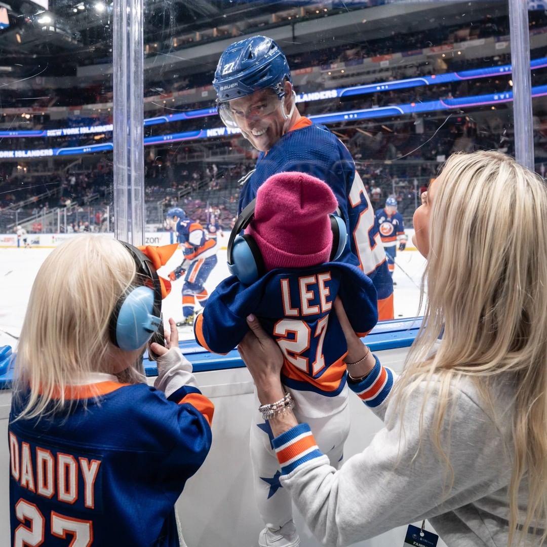 Wishing all the amazing dads in #IslesNation a happy #FathersDay....