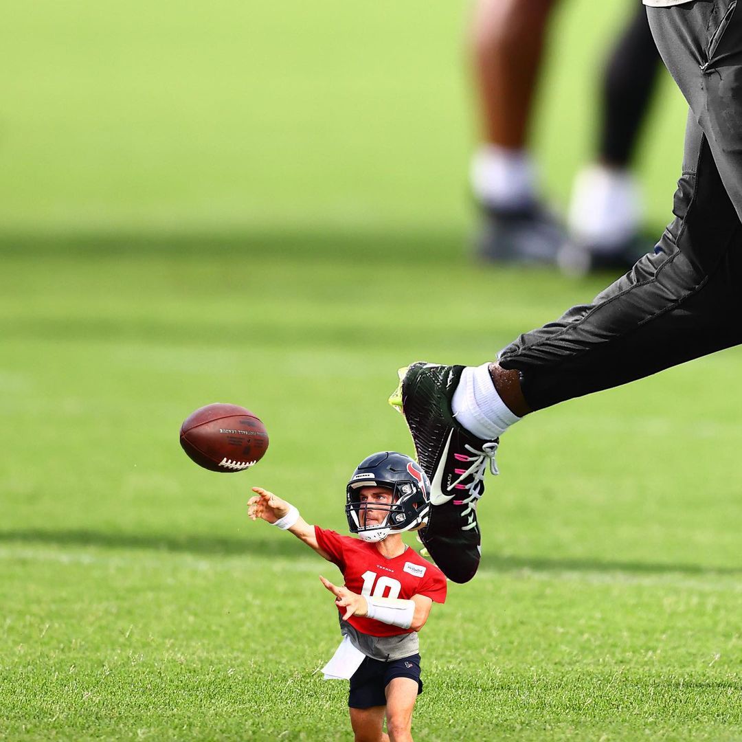 Throwin' it back to 𝗺𝗶𝗻𝗶 camp...