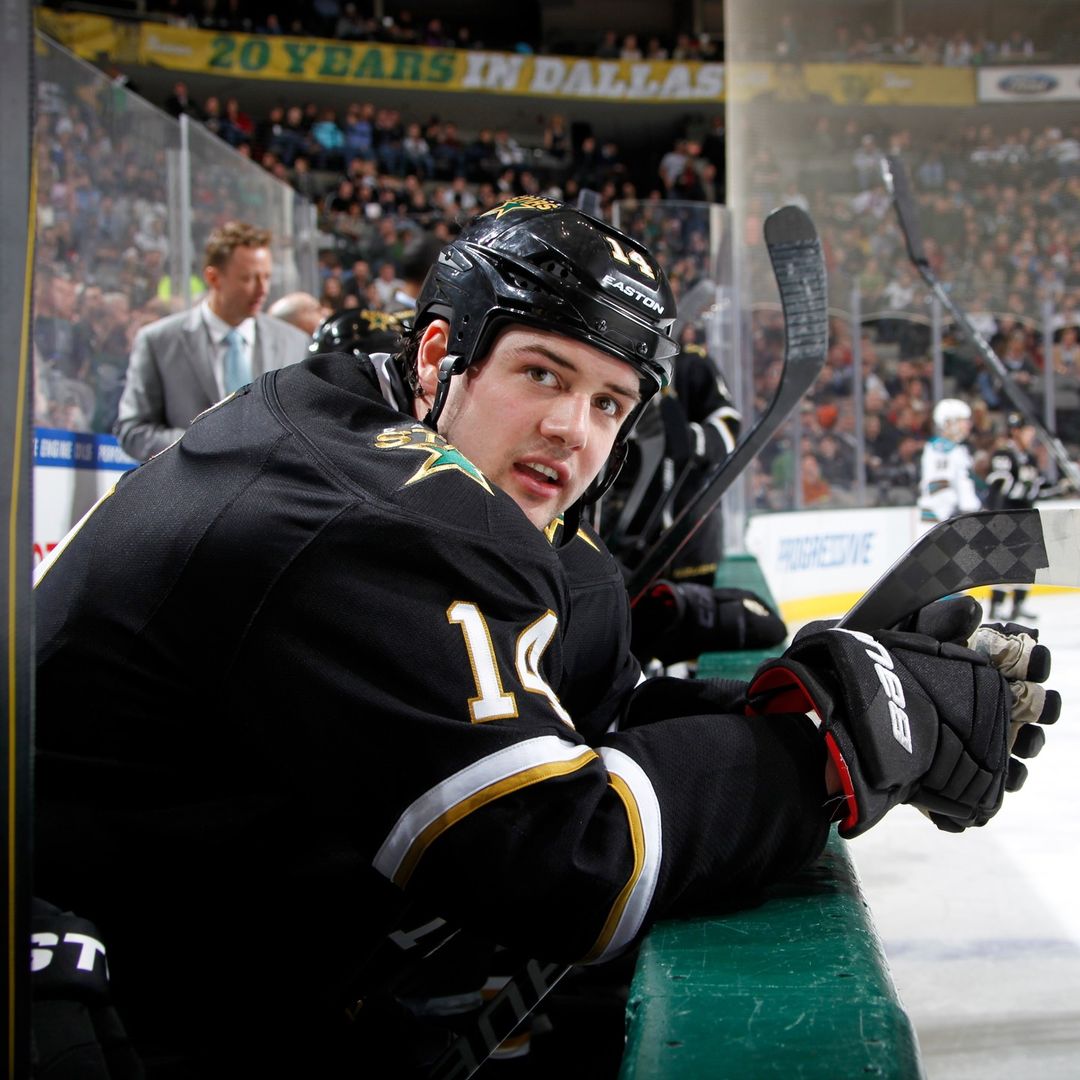 The Captain came home 15 years ago today 

#NHLDraft | #TexasHockey...