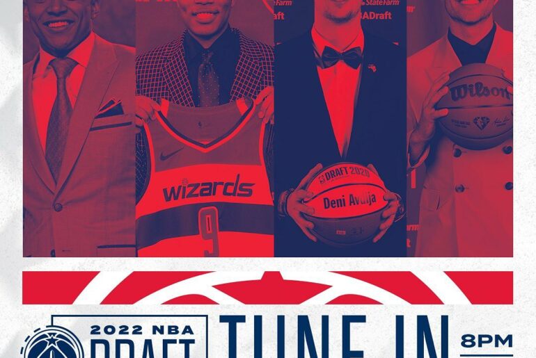 Tonight, we find out who the newest members of the #DCFamily will be.  8PM ET ...