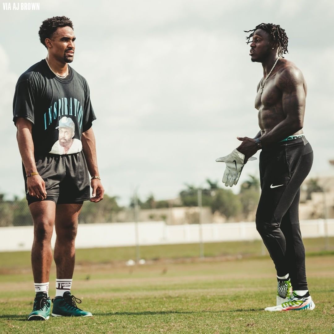 Give this new duo their nickname  (via @1k_alwaysopen)...