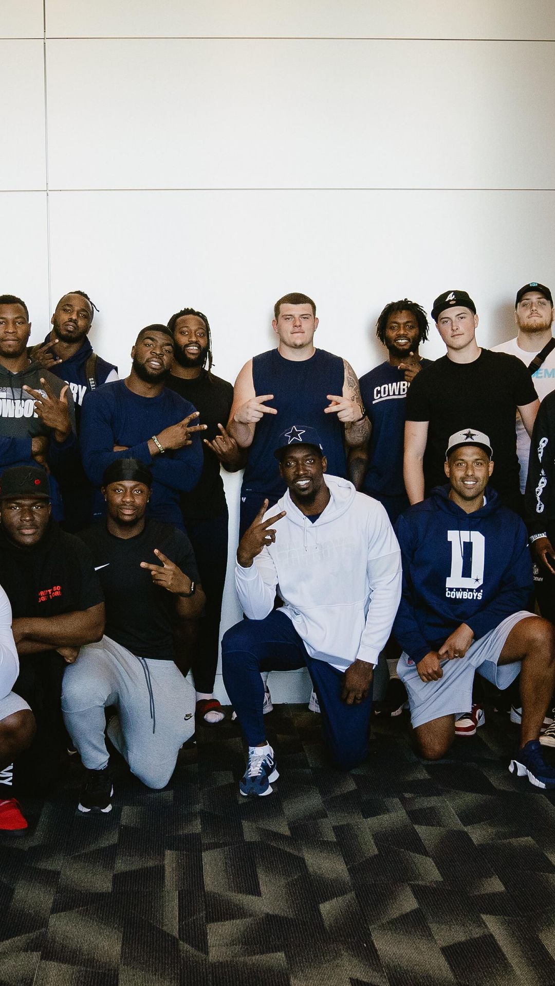 An amazing experience for our guys to visit the @dallascowboys facility and meet...