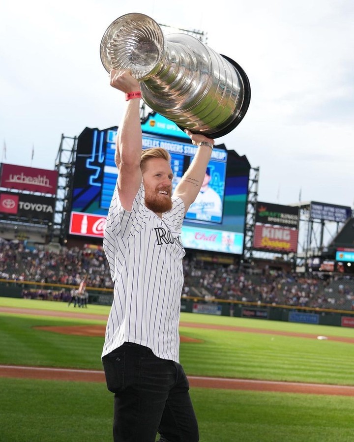 The #StanleyCup, but make it a Rockies fan.  ( @coloradoavalanche, @rockies)...