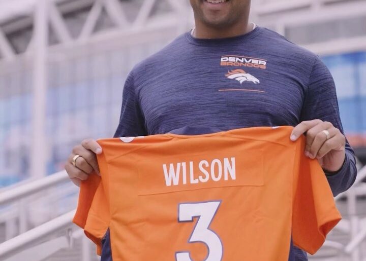 @dangerusswilson is here to take over!  @broncos | #NFLUK...