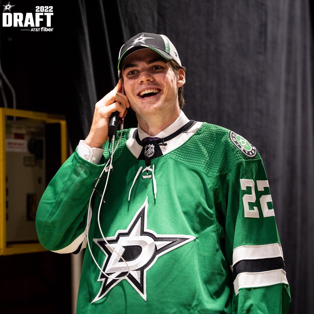 Smilin’ Stars  

@ATT | #NHLDraft | #TexasHockey...